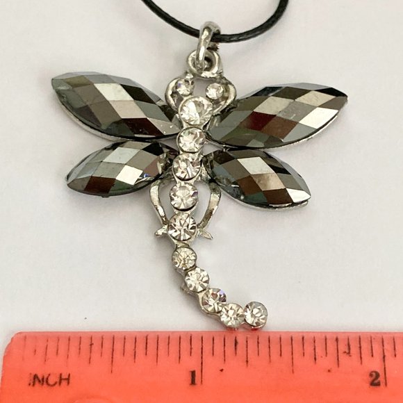 Vtg Dragonfly Necklace Pendant Insect Gray Crystal Silver Plated Black Cord 18" - Picture 10 of 10